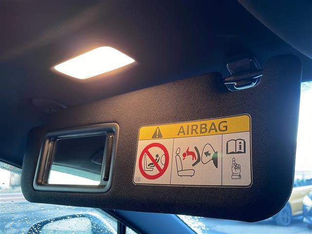 【点検】最大2,000項目にもおよぶ徹底的な検査を行い、車両の内外装・骨格部のダメージを詳細に把握しています。年間約20万台・累計300万台の買取実績で積み重ねたガリバーグループ店舗の検査精度をご提供しています