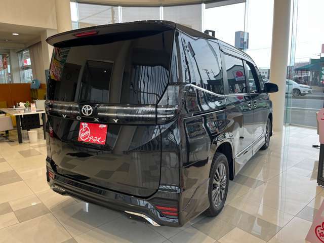 【納車前整備】安心してお乗り頂くために、ご納車前に、認証または指定工場にて法令12ヶ月点検整備を実施します。