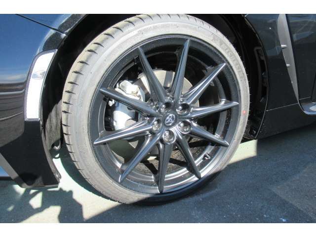 そして、当店には、JU中古自動車販売士がおります。