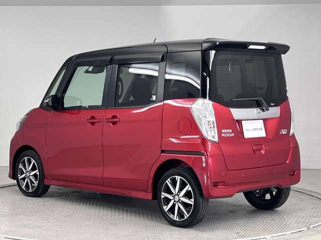 【ワイド保証】日産販売店の中古車には、無料で保証が付いています。走行距離無制限で、無料保証期間は1年間から。品質に自信があるから実現した、日産ならではの保証です。