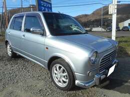 内装・外装・機関系等で詳しくお知りになりたい場合は、スタッフまでお問合せ下さい☆