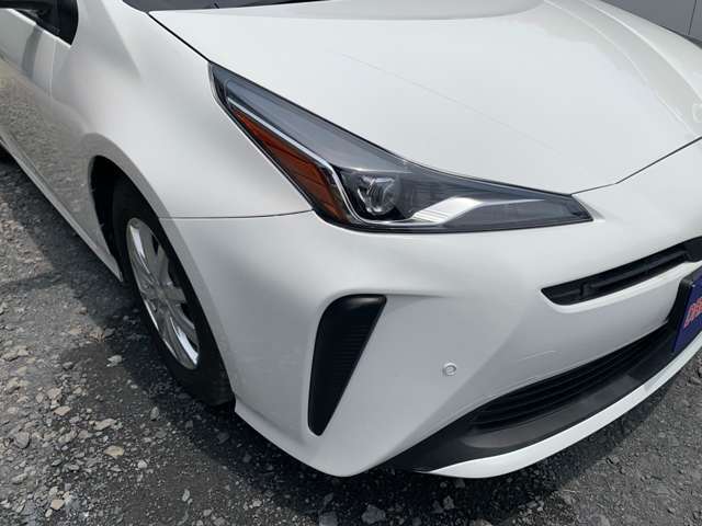 納車後、エンジンオイルを1回のみ無料で交換させていただきます。└3,000～5,000キロ走行の間に限ります