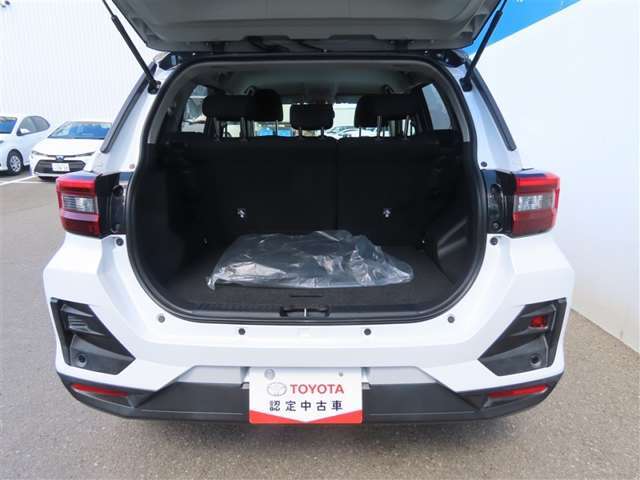 （荷室）荷室も綺麗にクリーニング済！