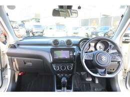 パナソニック製ナビ　ETC　オートエアコン　レーダークルーズコントロール　ステアリングスイッチ