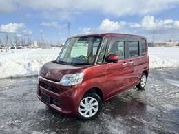 車両の品質管理は室内展示場を完備しておりますので、品質を保った状態の車両をご覧いただけます。