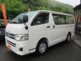 九州運輸局認証工場。国家資格整備士が納車前の点検整備、アフター整備などしっかりと行います。