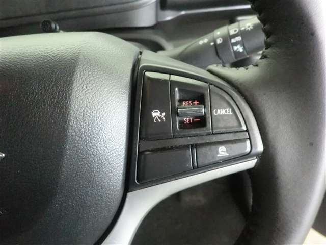 クルーズコントロール付いています！高速道路等の運転にとっても便利ですよ！！