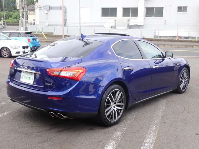 【TRUSTYの五カ条】　1，全車修復歴無し！　2，クリーン諸費用推進店！　3，ローン金利3.9％！　4，総額には全ての費用が含まれております！　5，二重査定無し！