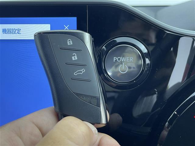 【スマートキー（エンジンスタートストップスイッチ）】スマートキー（電子キー）を持っていれば、スイッチを押すだけでエンジンをかけることができます！