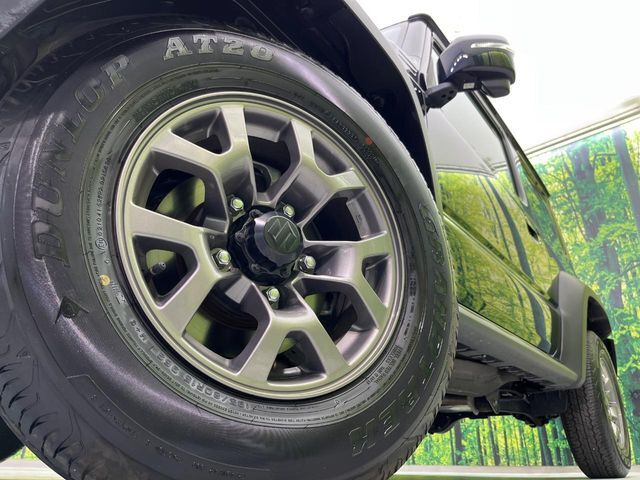 【純正15インチアルミホイール】外観にマッチした純正アルミホイールを装着しております。各種社外アルミホイールや、スタッドレスタイヤも取扱いしております。是非ご相談ください♪