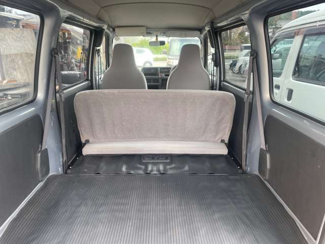広い展示場・駐車スペースをご用意しております。ごゆっくり現車確認いただけます♪
