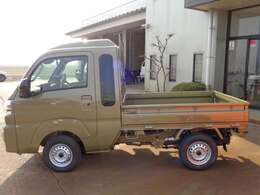 大変申し訳ありませんが、こちらの車両は庄内ナンバー管轄地域の方のみへの販売とさせて頂きます。