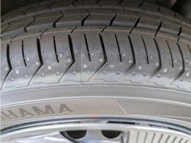 ☆パッカーズ保証☆　新車登録から5年、もしくは10万キロまで、当社の方で保証させて頂きます。中古車の場合は3ヶ月、3000キロでございます。