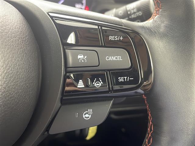 【運転席操作部】快適なドライブを楽しむための機能が装備されています！運転席から触れるので、使いやすいです！除菌プランいれていただくと、さらに清潔で安心していただけます！