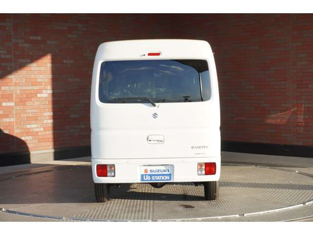 ★1万キロ未満のお車も多数ご用意★　お買い得で高品質な中古車しか取り扱っておりません