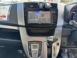 CVT車両　オートエアコン　フルセグTV　DVD　Bluetooth接続機能ありのメモリーナビ装備♪