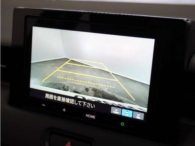 ◆バックカメラ◆リバースにするだけで映ります、後方の安全確認や、狭い駐車場での車庫入れ、雨の日や夜間など視界の悪い時に便利です！安全にバックする為には欠かせない装備です。