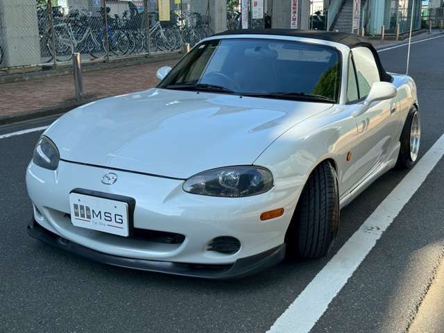 オールペイントの綺麗なNBの入庫です♪ローダウン＆アルミで品良く仕上がってます！