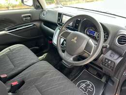 当店では全力で室内クリーニングを行い、気持ちよく乗っていただける様に致します。もちろん、嫌な臭いなども無く雰囲気良好です。