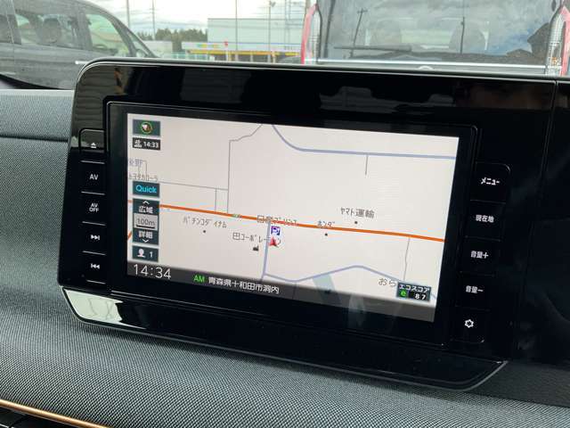 カーナビも装備しています！地図の確認だけでなく、ラジオ、テレビ、Bluetoothに対応しています！1/4