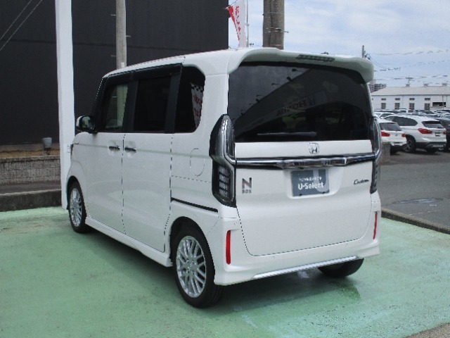 お車をお探しのお客様、ご購入までの流れや疑問点など一つ一つ丁寧にご説明させていただきます。　お客様にご納得頂ける一台を一緒にお探しさせて頂ますので、当店へ是非どうぞ！