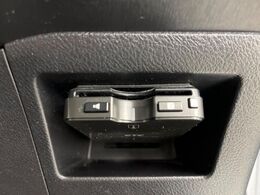 【ETC】高速道路の料金所をストレスなく通過！話題のスポットやサービスエリアに多い「スマートIC」利用時は必須のアイテムです。当店でセットアップを実施、ご納車当日からすぐにご利用いただけます！