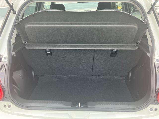 荷室はこのような感じで広々しております！