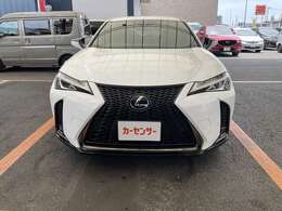 Fスポーツ専用ブラックレザーシート！