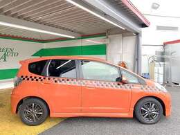 禁煙車です！また、ミラーウインカー・プライバシーガラス付きです！
