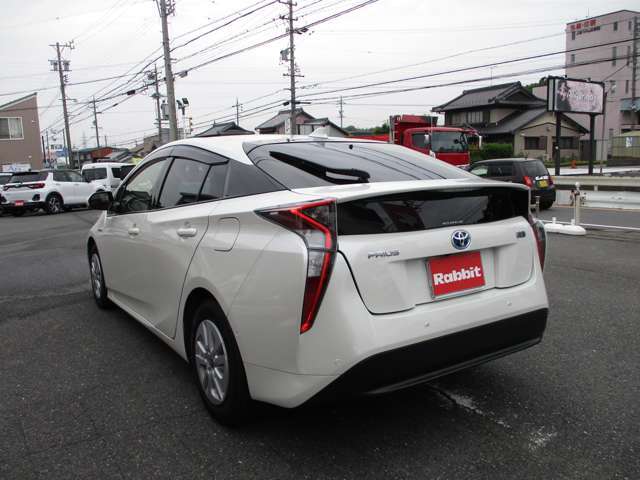 当店は全車総額表示（車検整備付き車両は法定費用含む）をしております。お車の購入に掛かる全ての費用が分かりますので、安心してお車をお選び頂けます。（三重ナンバーで店頭納車した場合の金額です。）