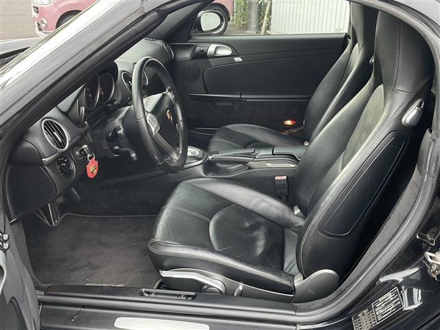 商談ルームにはキッズルームも完備しています☆お子様連れでもゆっくりとお車をお選びいただけます！