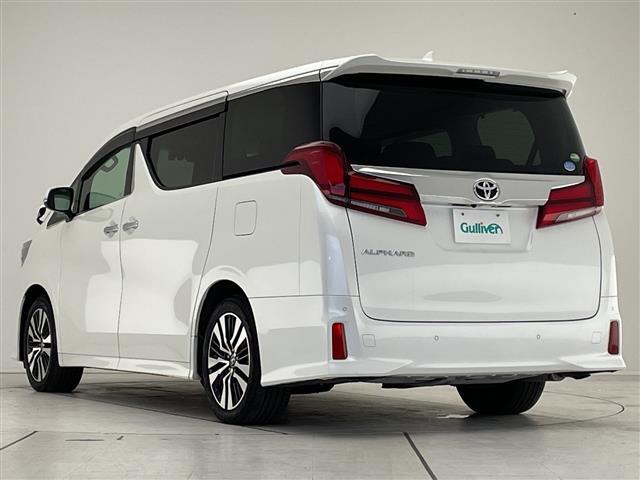 【左斜後】『外装：左斜後側』の画像になります。写真の内容に関してご不明点、ご質問等がございましたらお気軽にガリバー店舗までお問い合わせください。