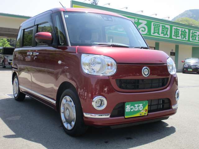 お車の車検・オイル交換・修理・鈑金塗装・ガラス修理・デントリペア・ボディコーティングなども幅広く対応しております。その際は無料で代車を貸し出し致します。車のことは何でもお任せください！