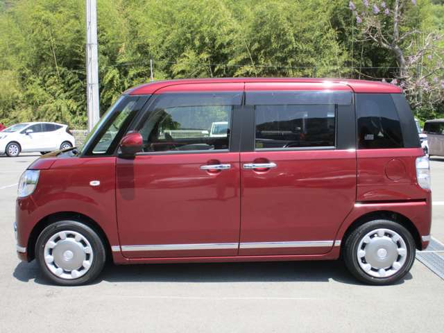 損保ジャパンの代理店ですので、万が一の事故も安心。任意保険は車を購入するときに見直しが必要です。プロのスタッフが金額や保証を含めてお客様の最善な保険内容を提案させて頂きます。