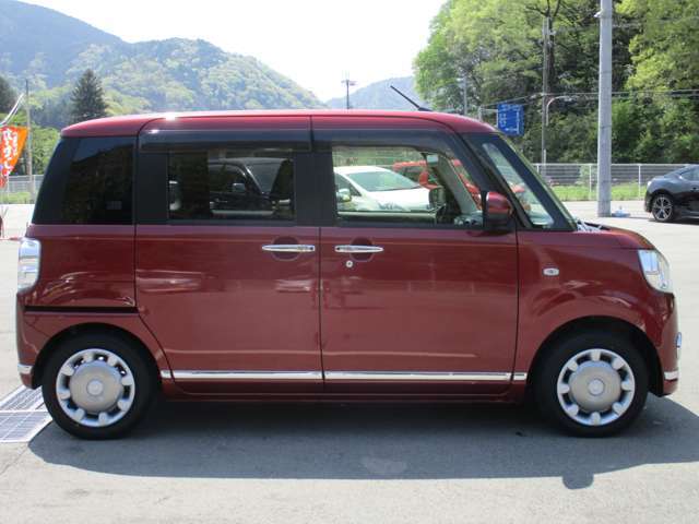 （株）あっぷる関西は業界経験者多数在籍！！新車ディーラー営業・大手中古車ディーラー営業・新車ディーラー整備士など、豊富な知識と経験をお客様の車選びや納車後のサポートをお手伝いさせて頂きます。