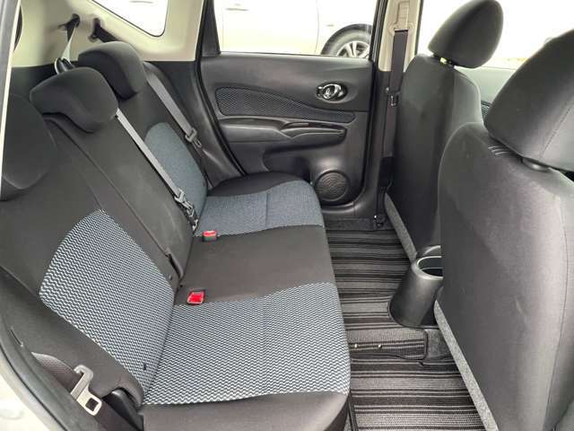 ご成約後はおクルマにより法定点検・車検整備に加え、既定の消耗品を交換してお渡しいたしますのでご安心頂けるかと思います。