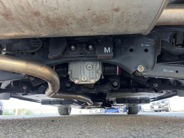下回りがきれいなうちに、防錆加工の施工がオススメ。降雪地域はもちろん、沿岸部にお住いの方や、趣味でマリン・ウィンタースポーツをされる方にご好評いただいております。