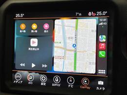 ●Apple　Car　Play：スマホとの有線接続で、ナビ・オーディオ再生などスマホのアプリ機能が画面でも使える便利機能です！