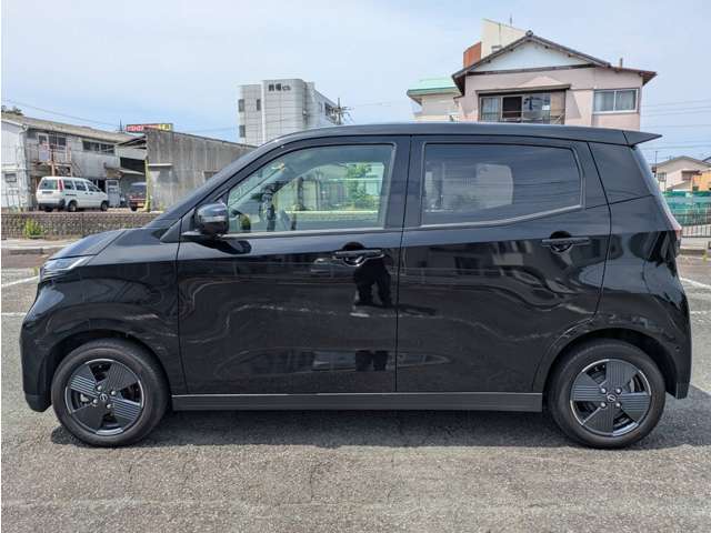 内外装クリーニング済みのお車となっております。
