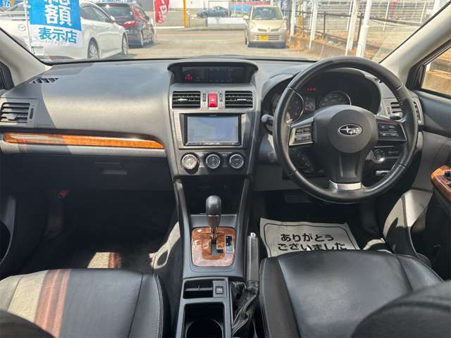 お車にてご来店の方は国道129号線上溝バイパス入り口を上溝駅方向へ400メートル位先、右側の大展示場になります。電車でご来店の方はJR相模線番田駅よりお電話頂ければ、お迎えに参ります。