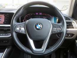 ◆体に合せてステアリングポジションを設定できるチルト機能付◆