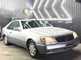 S600クーペは、Sクラスの中でも最上級モデルに位置づけられ、高級感と走行性能を両立したモデル☆