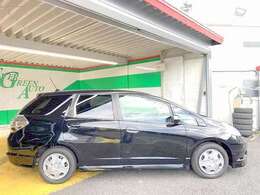 禁煙車です！また、ミラーウインカー・プライバシーガラス付きです！