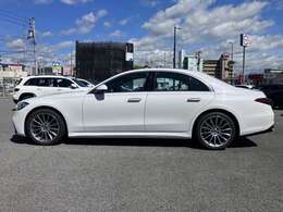 人気のAMGラインが装備されたスポーティーなエクステリア。