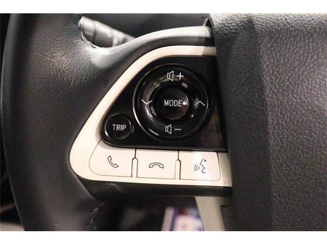 運転しながら操作が出来る画期的装備！これ便利です