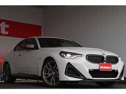 フロント部目立つ汚れ等無く状態はとても良好な1台となっております。