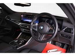 【Mエンブレム革巻きステアリングホイール】【パドルシフト】