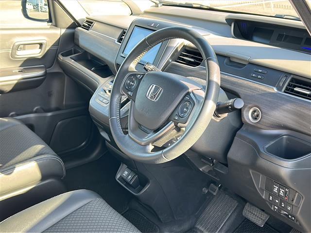 【インパネ全体】『インパネ全体』の画像になります。写真の内容に関してご不明点、ご質問等がございましたらお気軽にガリバー店舗までお問い合わせください。