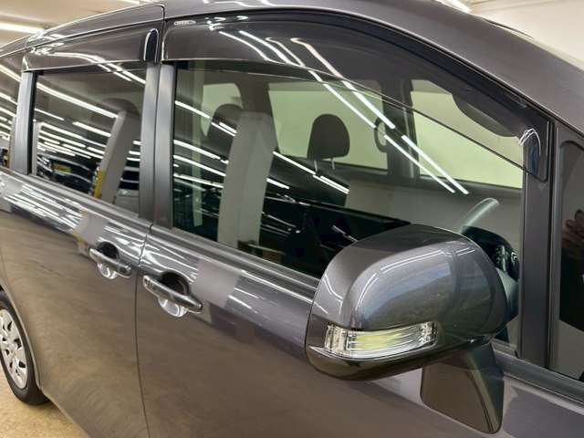 ご納車前には自社認証工場にてしっかり法定点検を行います！エンジンオイル・オイルエレメント・ワイパーゴム等の標準交換部品以外にも点検後交換が必要な消耗部品等も交換・整備致します