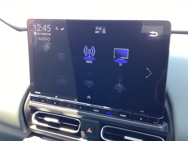 フルセグTV・DVD再生可・Bluetooth　Audio・音楽録音可・・・運転中もお気に入りのソースでお楽しみ頂けます！！